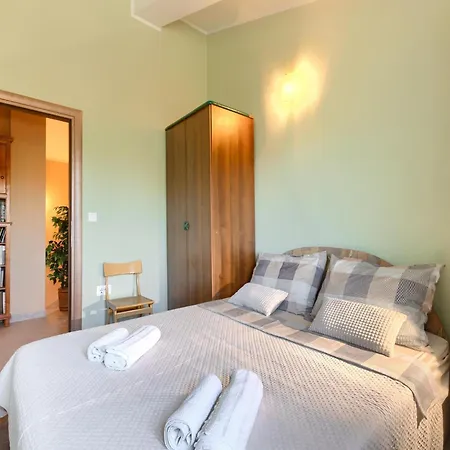 Charming With Swimming Pool And Garden Holiday home Pazin